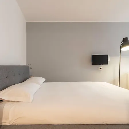 Easyhomes - Spiga Suite-2
